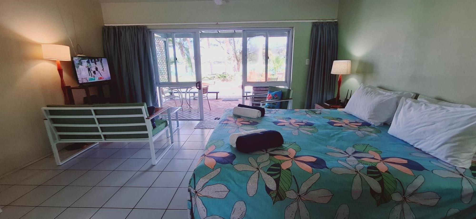 Avana Waterfront Apartments Rarotonga Exterior photo